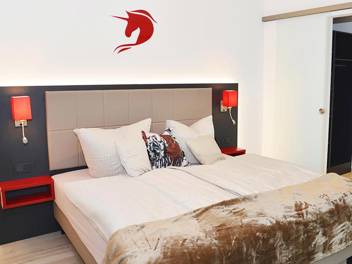 Hotel Rotes Einhorn **** Хаймбах Экстерьер фото